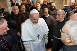 Папата во Гречо: Споделете радост со оние што се тажни и надеж со оние кои ја изгубиле