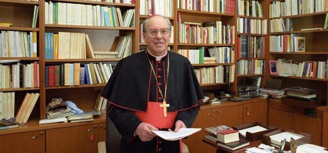 Кардинал Џовани Батиста Ре  е нов декан на Кардиналскиот колегиум
