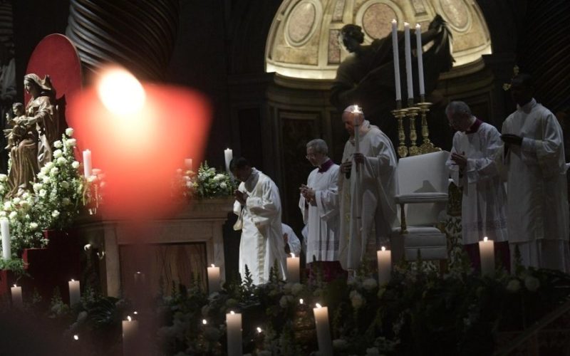 Папата: Погледот на Богопосветените лица може да биде само поглед кон надежта