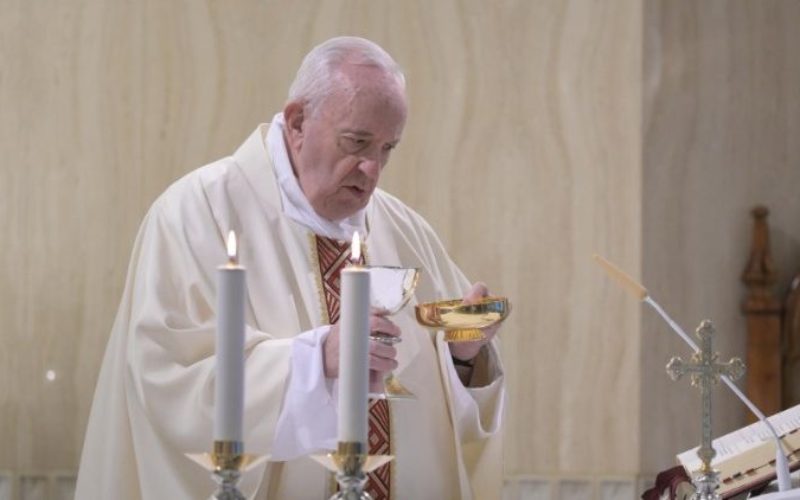 Папата Фрањо: Нашето срце е жедно за средба со Бог