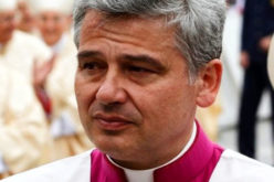Ватиканските службеници даруваа од своите плати за погодените од пандемијата