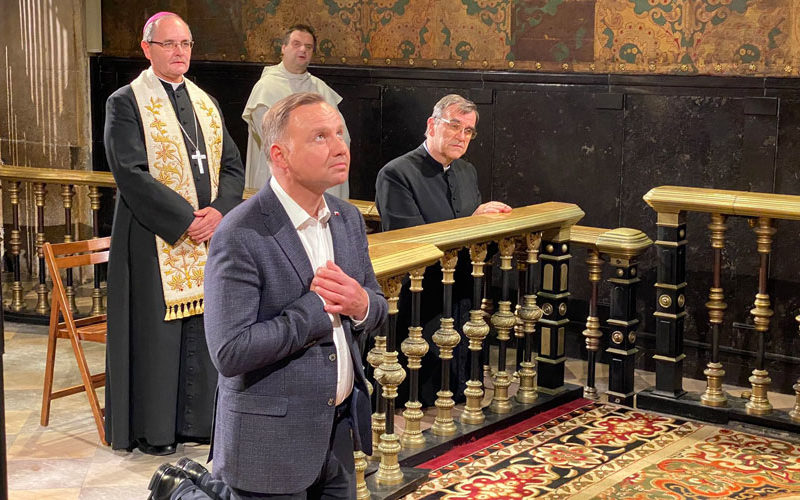 Претседателот на Полска за победата на колена заблагодари на Богородица