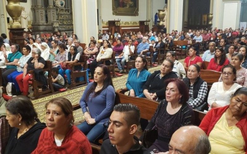 Во градот Мексико ќе се започне со богослужби за сите верници