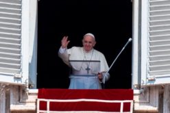 Папата Фрањо: Вознесението на Блажена Дева Марија е голем чекор за сите луѓе