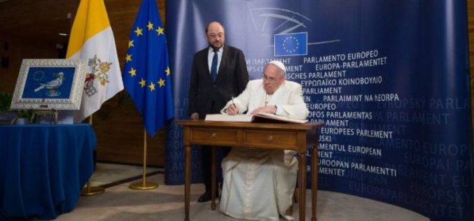 Нов апел на Папата за зајакнување на солидарноста во Европа