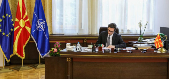 Претседателот Пендаровски упати писмо со сочувство по повод смртта на монс. Циримотиќ