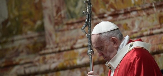 Папата Фрањо: Смртта не е потполно уништување на човекот