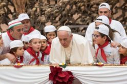 Папата Фрањо денес го слави својот 84 роденден