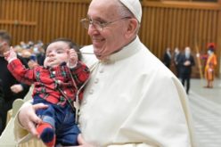 Папата Фрањо до вработените во Светиот Престол: Вие сте најскапоценото нешто
