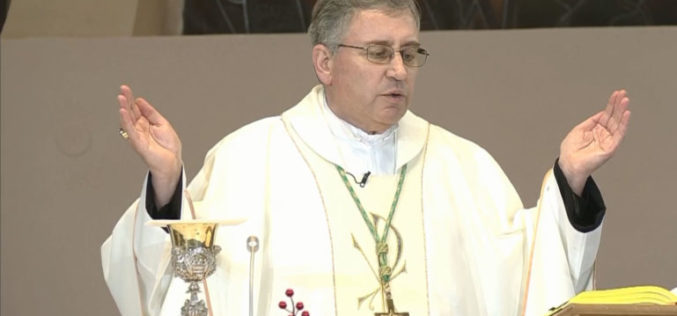 Бискупот Стојанов служеше света Литургија во Куманово