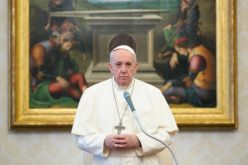 Папата Фрањо се заблагодари за божиќните честитки