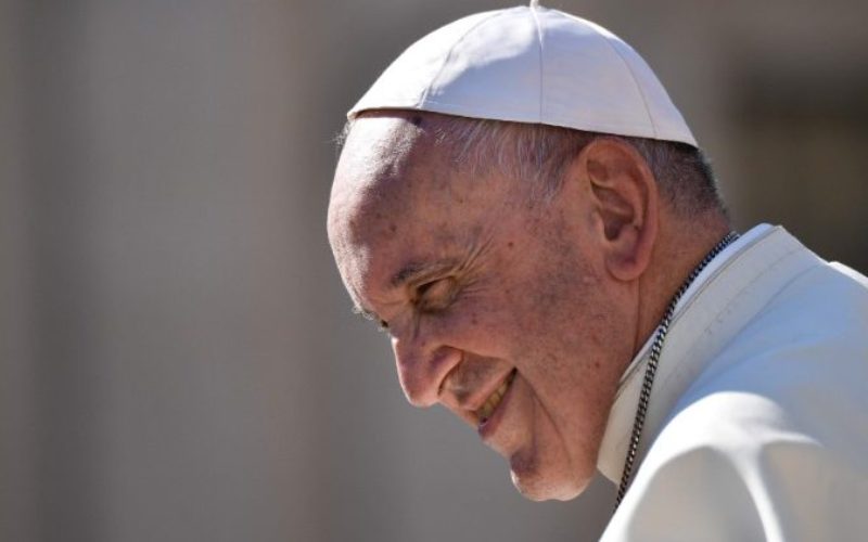 Папата Фрањо во пораката за Светскиот ден на мисиите: Сите сме повикани да сведочиме