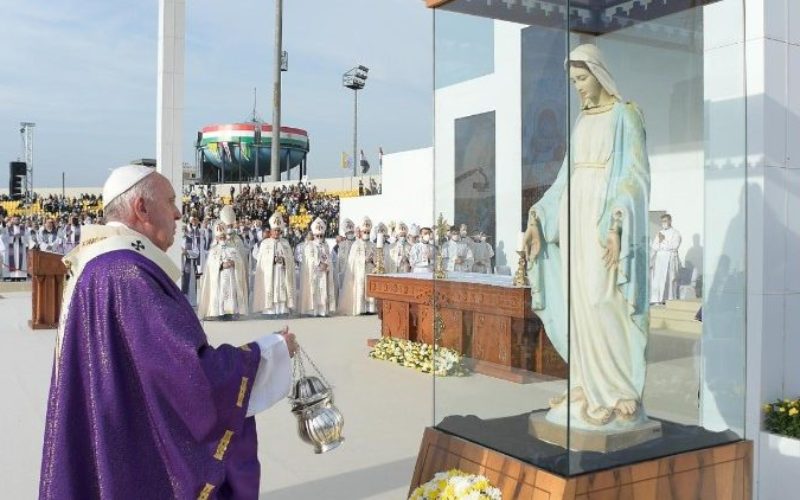 Папата во Ербил: На сите ни треба Божјата моќ и мудрост
