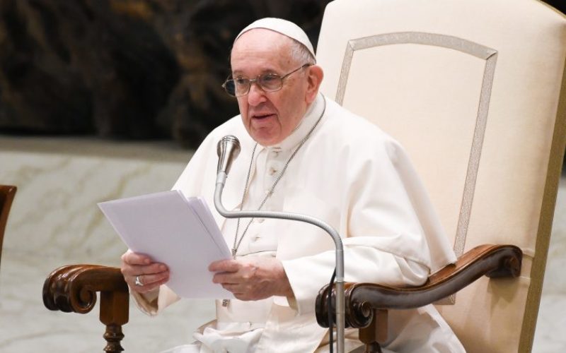Папата повика на солидарност со Етиопија