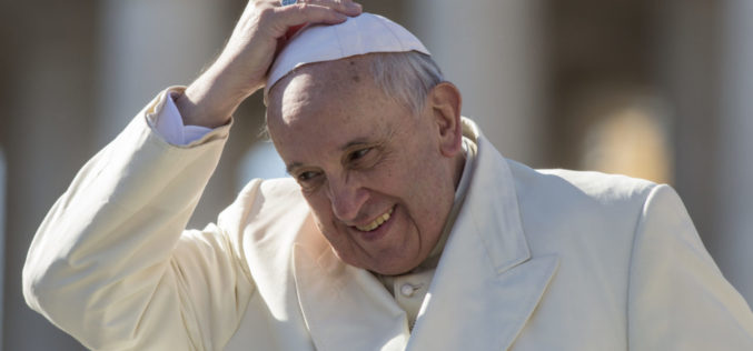 Папата Фрањо испрати 15.000 сладоледи на затворениците во Рим