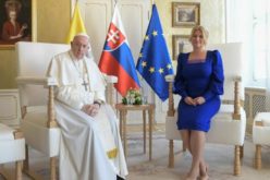 Папата до Словаците: Повикани сте да бидете сведоци на братството и мирот во срцето на Европа