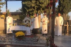 Бискупот Стојанов на Градските гробишта Бутел служеше света Литургија за покојните