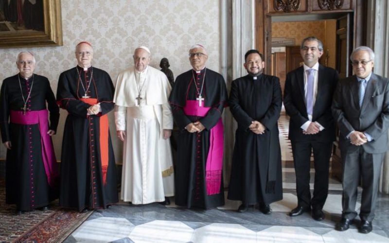 Папата упати порака до Црквата во Латинска Америка