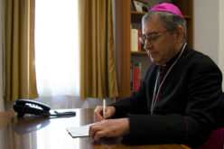 Бискупот Стојанов упати сочувство за настраданите во автобуската несреќа