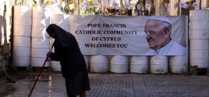 Кипарскиот претседател се заблагодари на Папата за „историската посета“