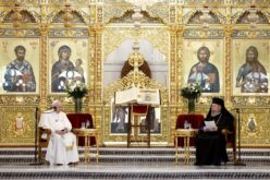 Папата се сретна со претставници на Кипарската православна црква