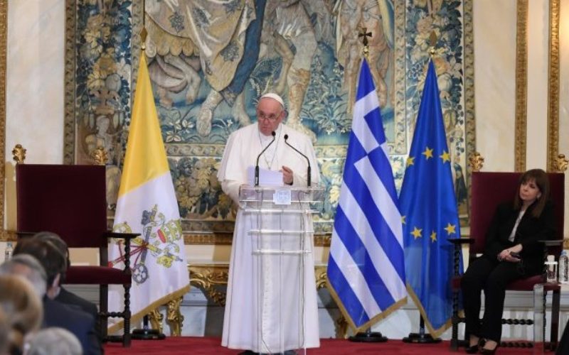 Папата до грчките власти за важните темели за обновеното човештво