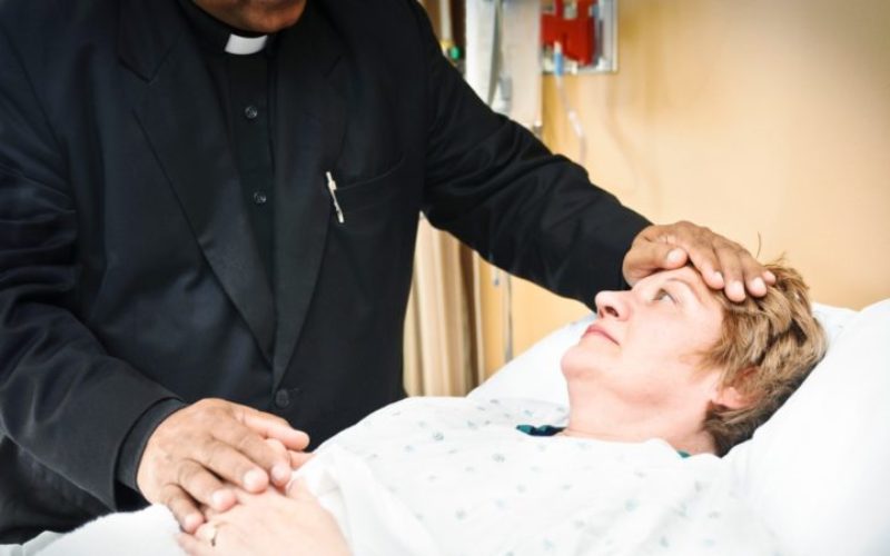 Црквата се вклучува во пасторал со болни во болнички услови