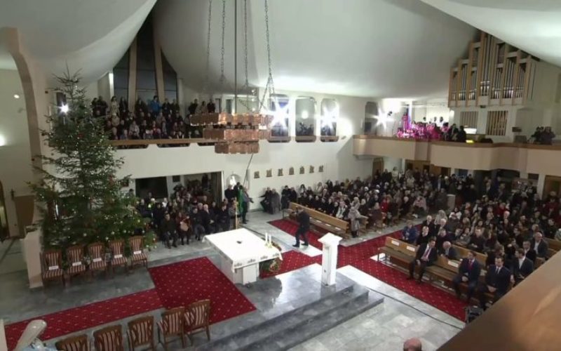 Бискупот Стојанов ќе служи Божиќна света Миса во Скопската катедрала