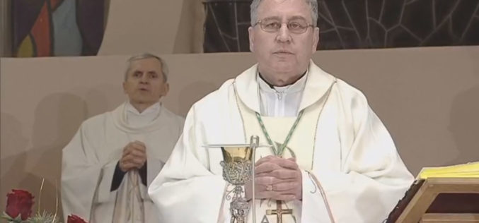 Божиќна проповед на бискупот Стојанов