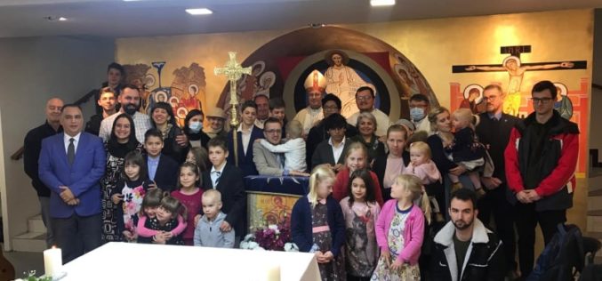 На празникот Свето Семејство бискупот Стојанов служеше света Литургија во Куманово