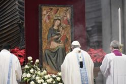 Папата Фрањо: Да се ставиме под заштита на Богородица