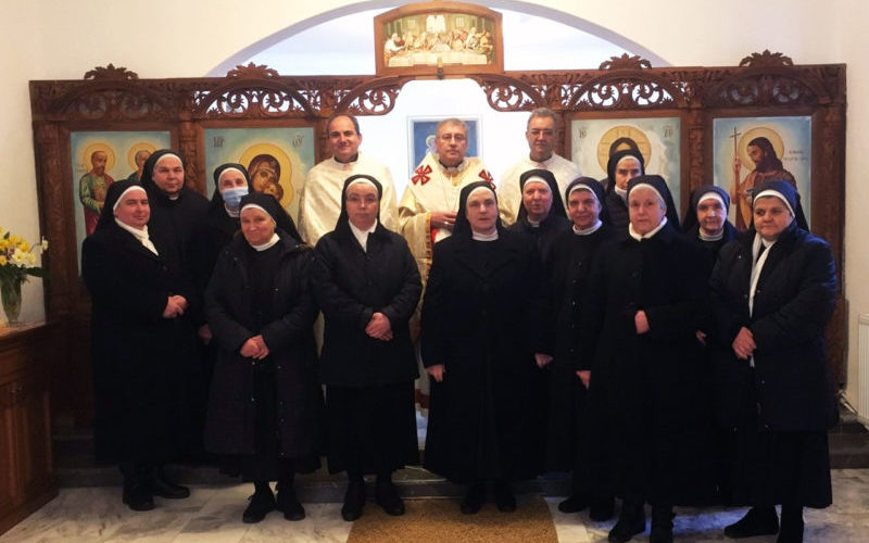 Бискупот Стојанов ја предводеше духовната обнова за сестрите Евахристински во Гевгелија