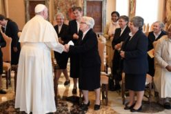 Папата: Заедничкото одење е суштината на посветениот живот