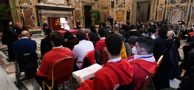 Папата во пресрет на Светскиот ден за подигање на свеста за аутизмот: Вие можете да бидете протагонисти на промените