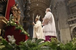 Папата на Велики Четврток: Очите на свештенициете да бидат впeрени во Христос