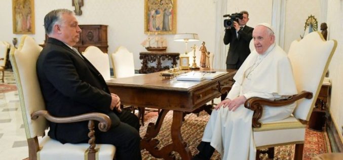 Папата Фрањо го прими унгарскиот премиер Орбан