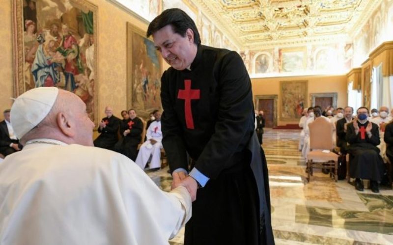 Папата: Камилијанците се неопходни во Црквата која е „полска болница“
