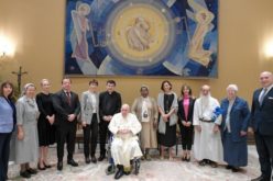 Папата: Братство е да се „извалкаат рацете“ на периферијата на светот, како Исус
