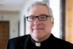 Исусовецот Марк Ендрју Луис е новиот ректор на Папскиот универзитет Грегоријана