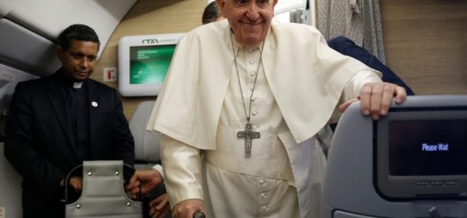 Папата ќе го посети Казахстан