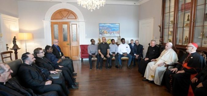 Папата со канадските Исусовци: Кога Црквата е обединета, можат да се случат чуда
