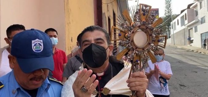 Никарагва. Епископите на Латинска Америка го осудуваат вознемирувањето на Црквата од страна на владата
