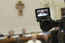 Папата Фрањо ќе учествува на првиот самит „Vitae“ во Ватикан