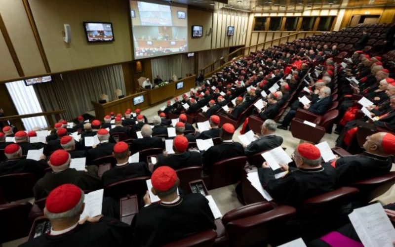 Ватикан: Кардиналите од целиот свет со Папата размислуваат за „Praedicate Evangelium“