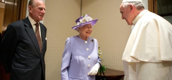 Сочувство на папата Фрањо: Елизабета Втора, пример за посветеност