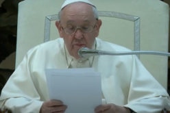 Папата Фрањо упати апел по повод Светскиот ден на Алцхајмеровата болест