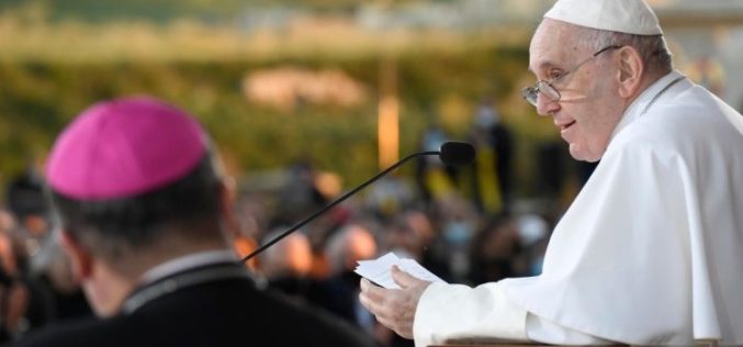 Папата против идејата за праведна војна: Вооружениот конфликт е секогаш погрешен одговор