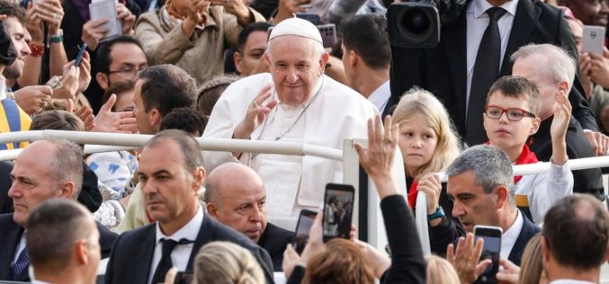 Папата Фрањо: Тагата не треба да се отфрли, туку да се сфати