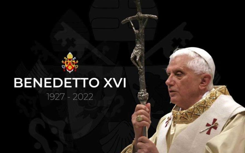 Бискупот Стојанов повика на молитва за почесниот Папа Бенедикт XVI