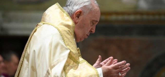 Папата моли за мајките од Украина и Русија кои ги загубија своите деца во војната